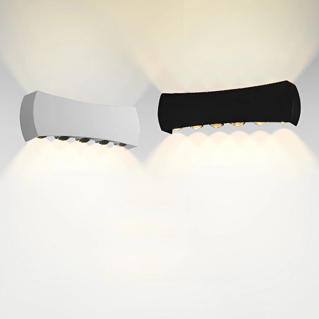 Trita Classic LED Outdoor Wall Lights - Image 2