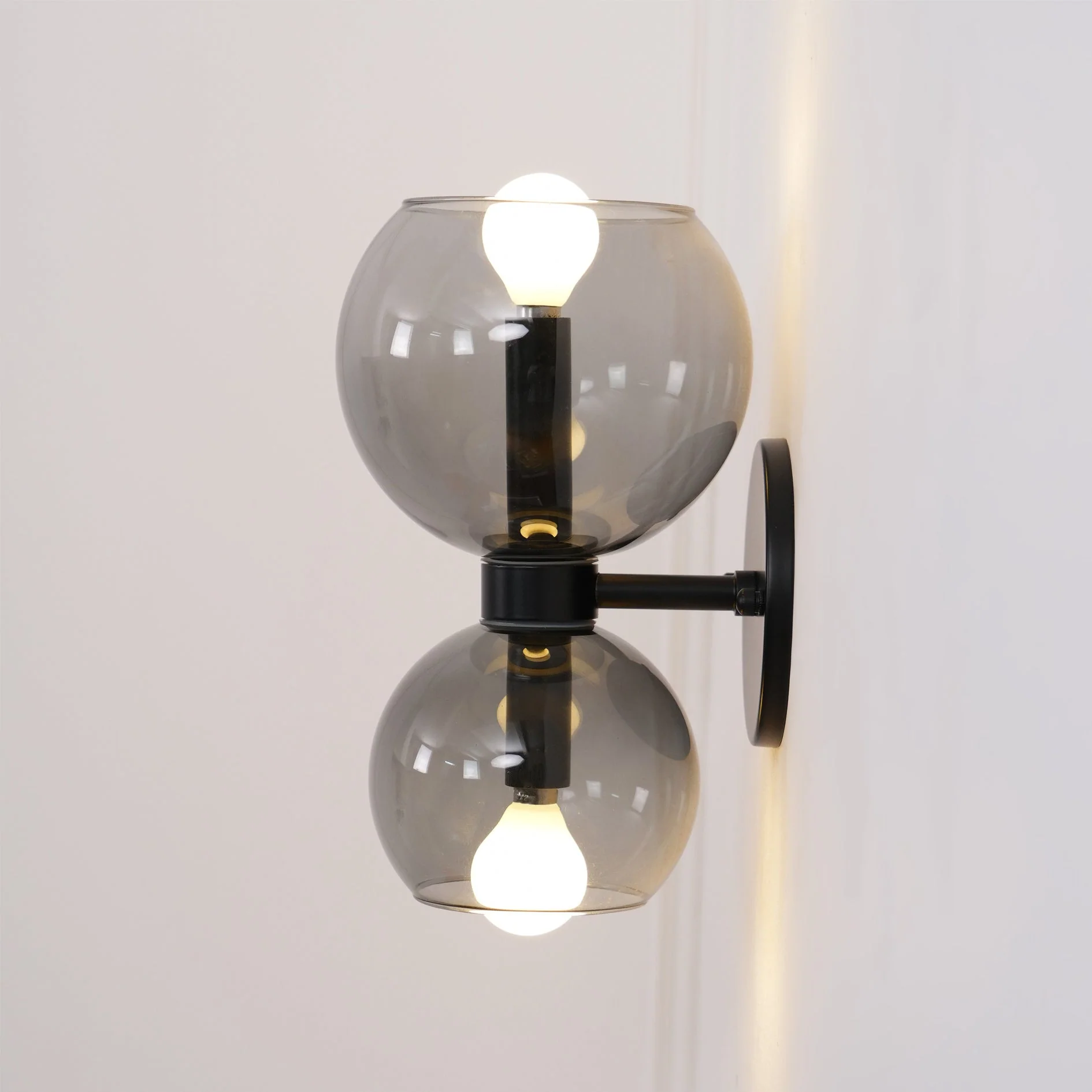 Umarion Round Pearl Glass Sconce Wall lamp - Image 28