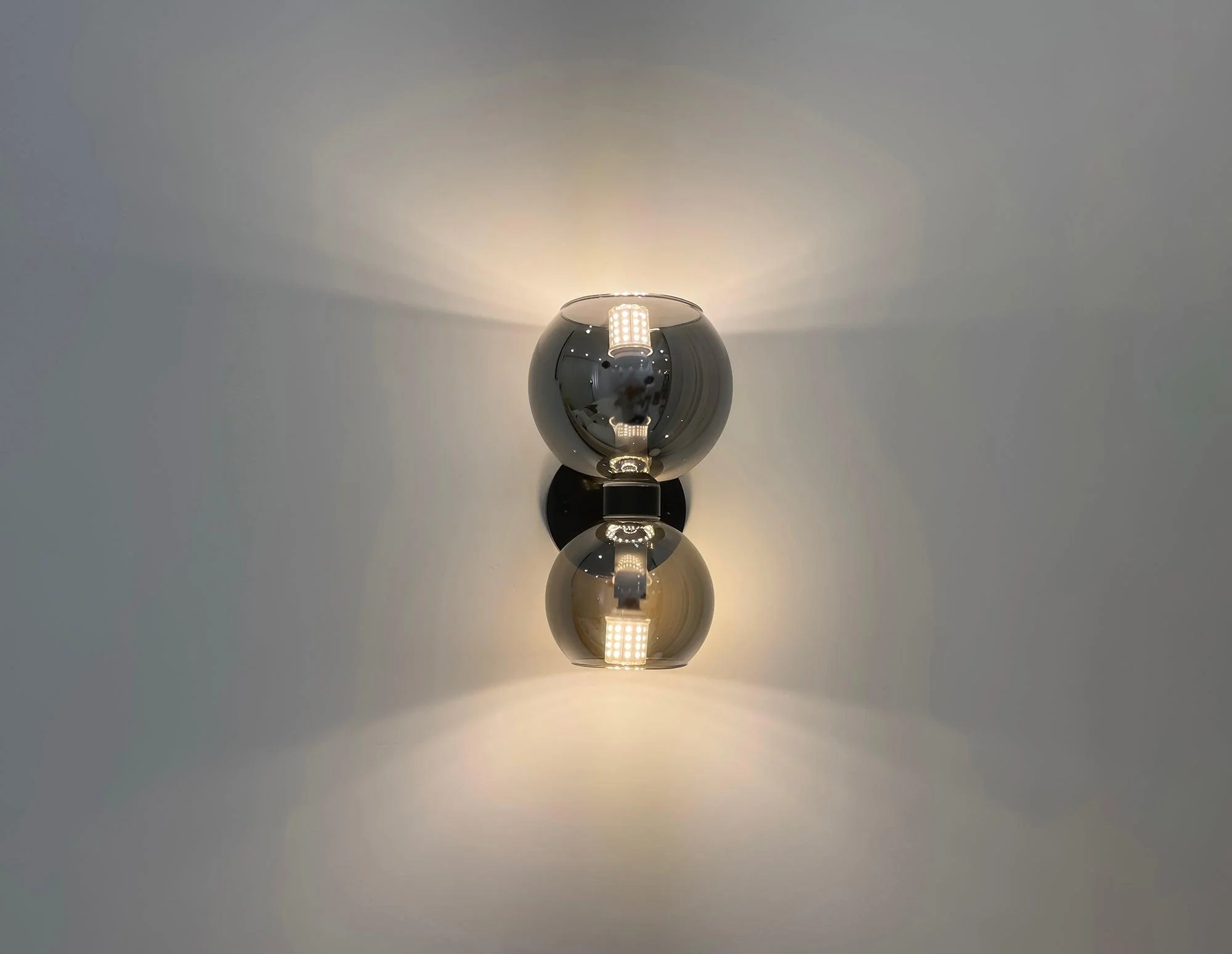 Umarion Round Pearl Glass Sconce Wall lamp - Image 3