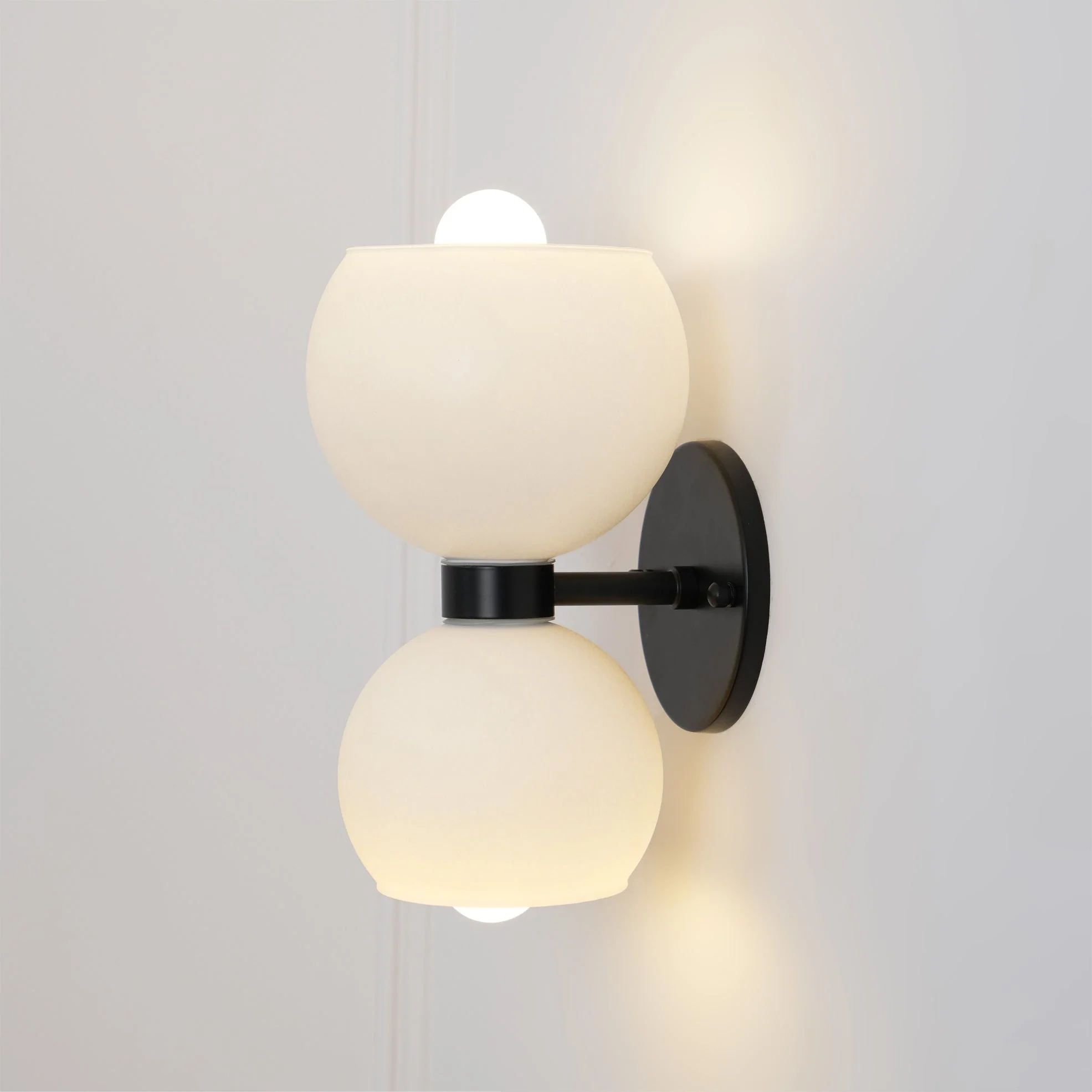 Umarion Round Pearl Glass Sconce Wall lamp - Image 46
