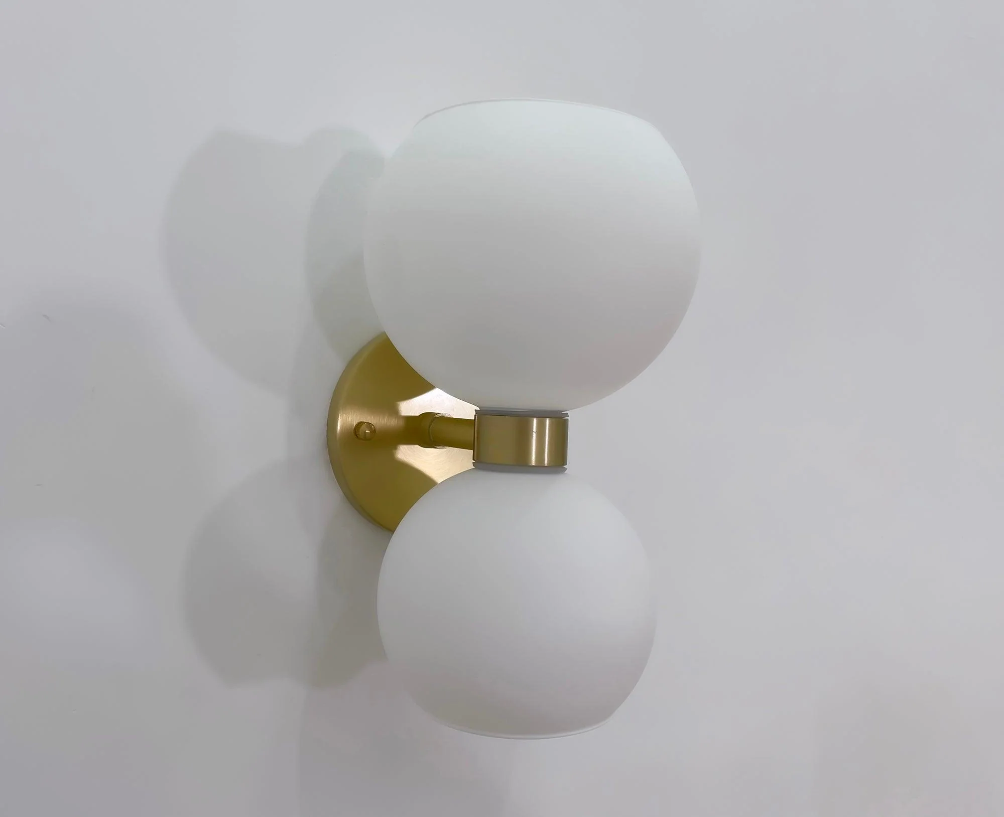 Umarion Round Pearl Glass Sconce Wall lamp - Image 6