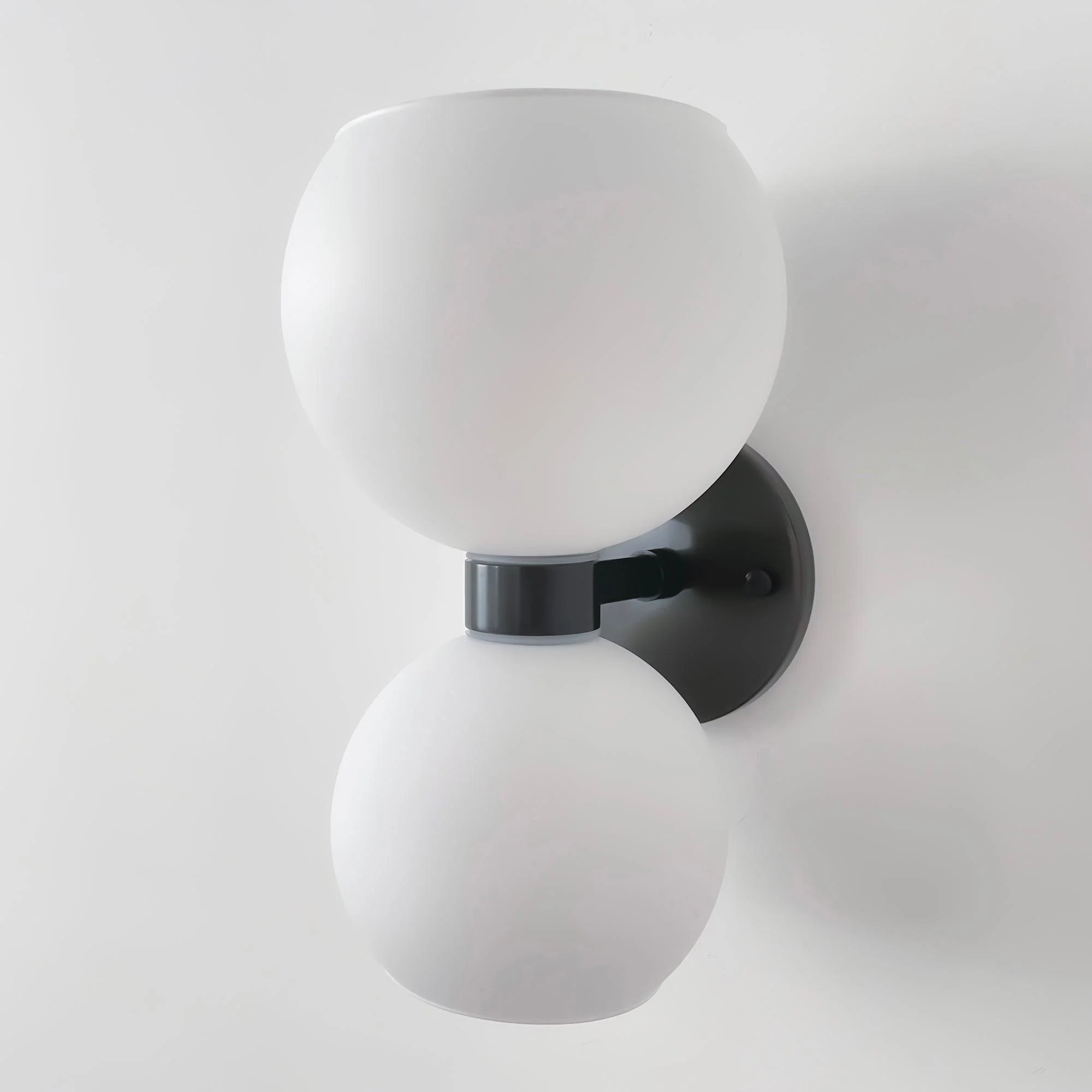 Umarion Round Pearl Glass Sconce Wall lamp - Image 8