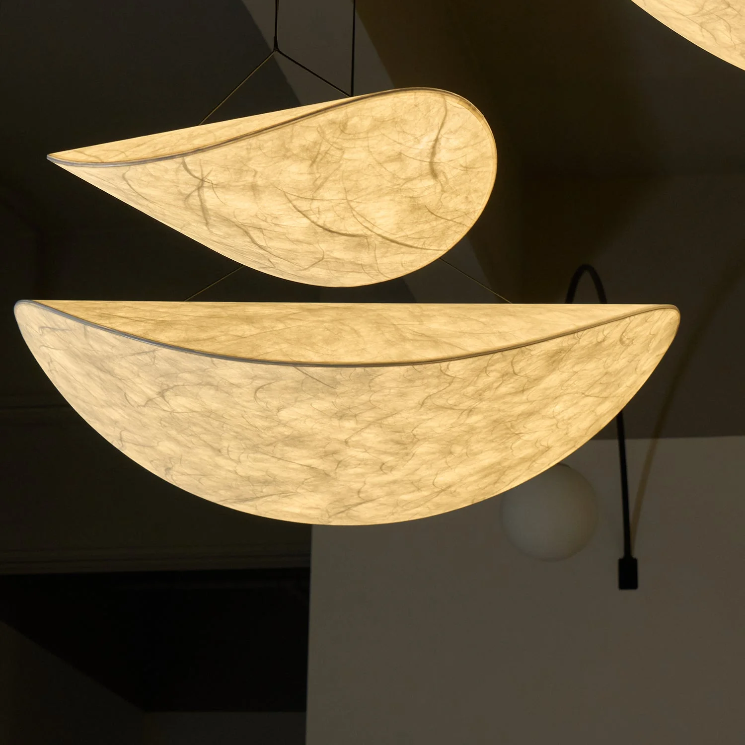 Vela Minimalist Silk Pendant Light - Image 130
