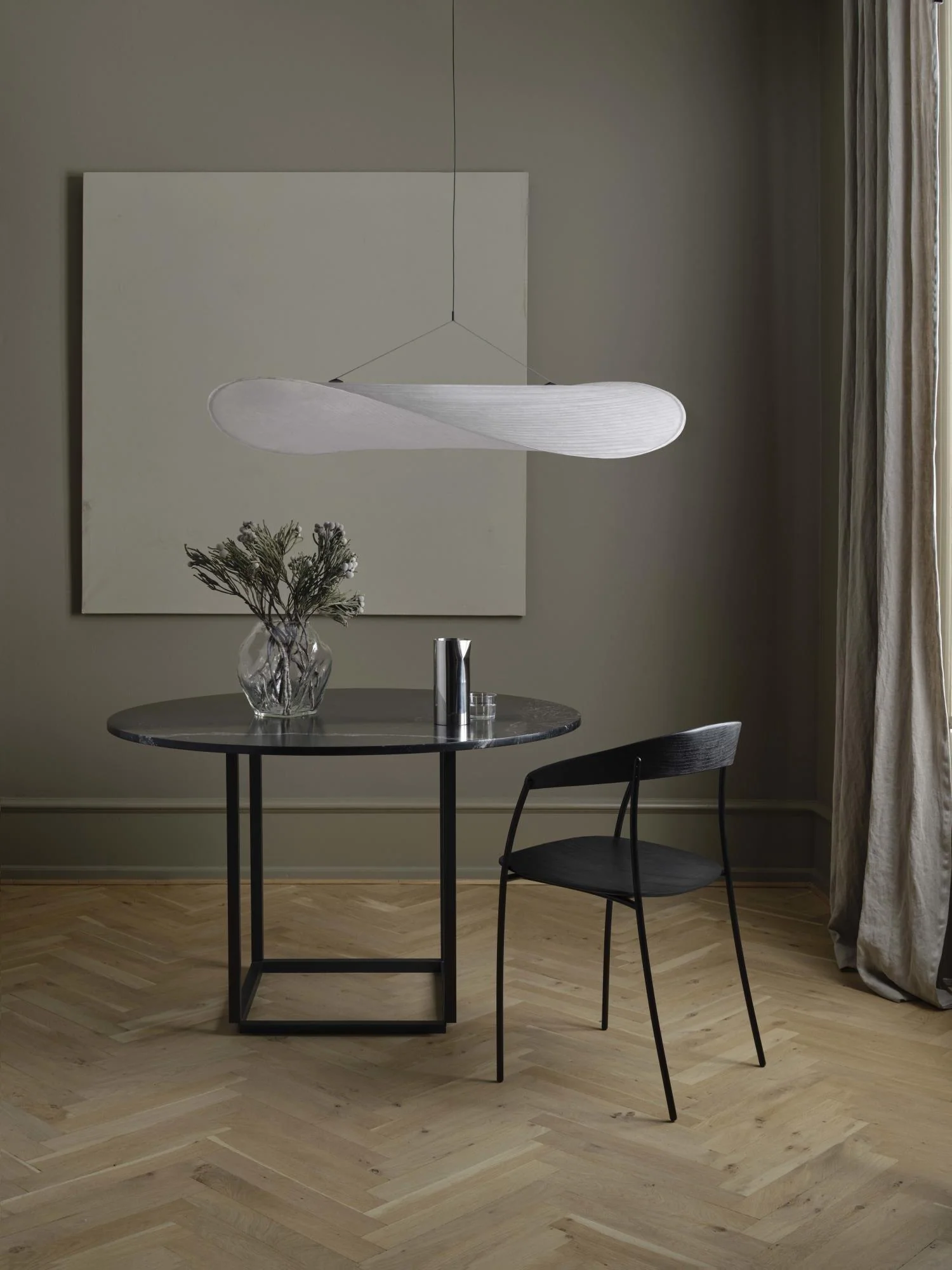 Vela Minimalist Silk Pendant Light - Image 163