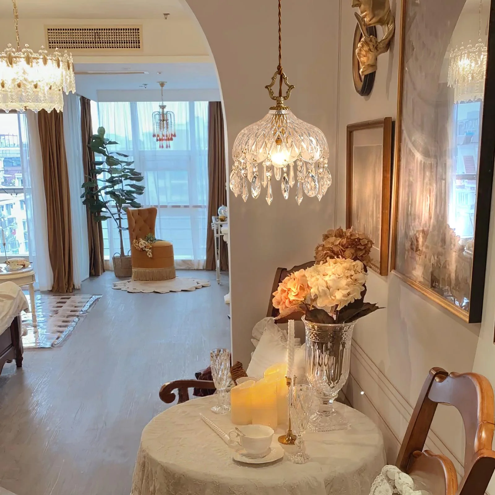 Veloce Brass Glass Luxurious Pendant Light - Image 22