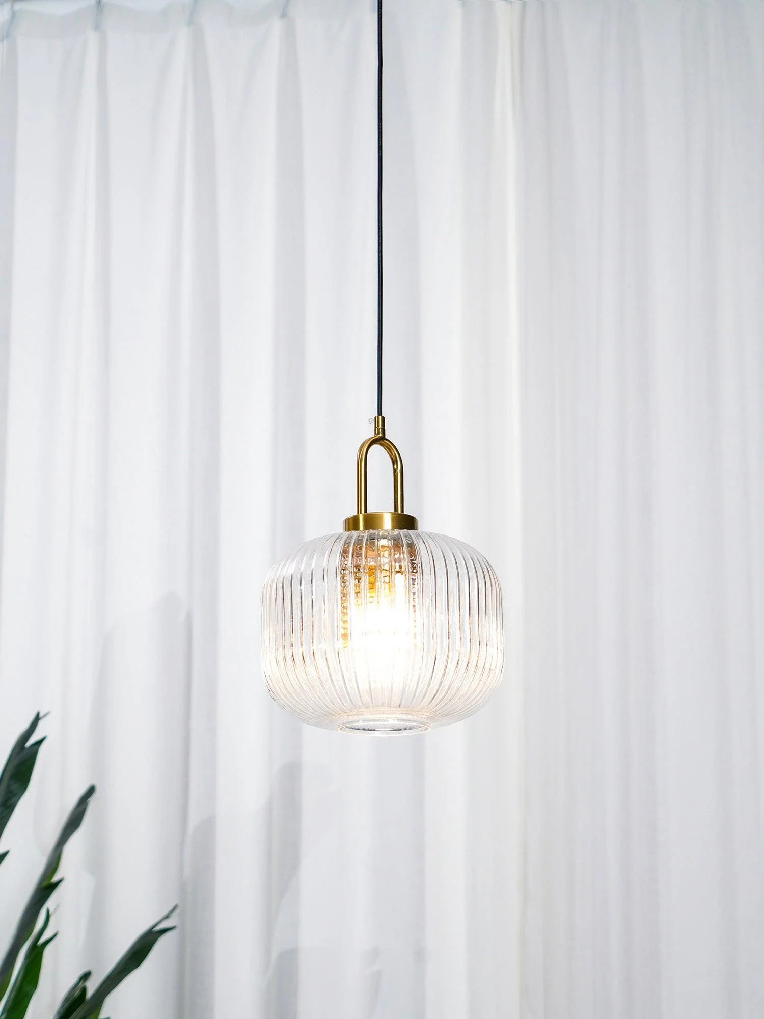 Velorce Light Luxury Pendant Light - Image 12