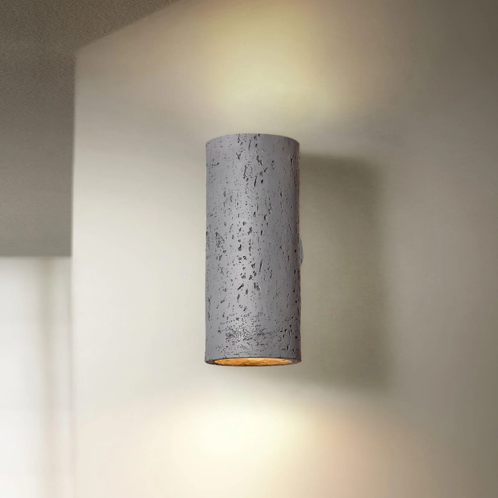 Verita Industrial Wall Lamp - Image 2