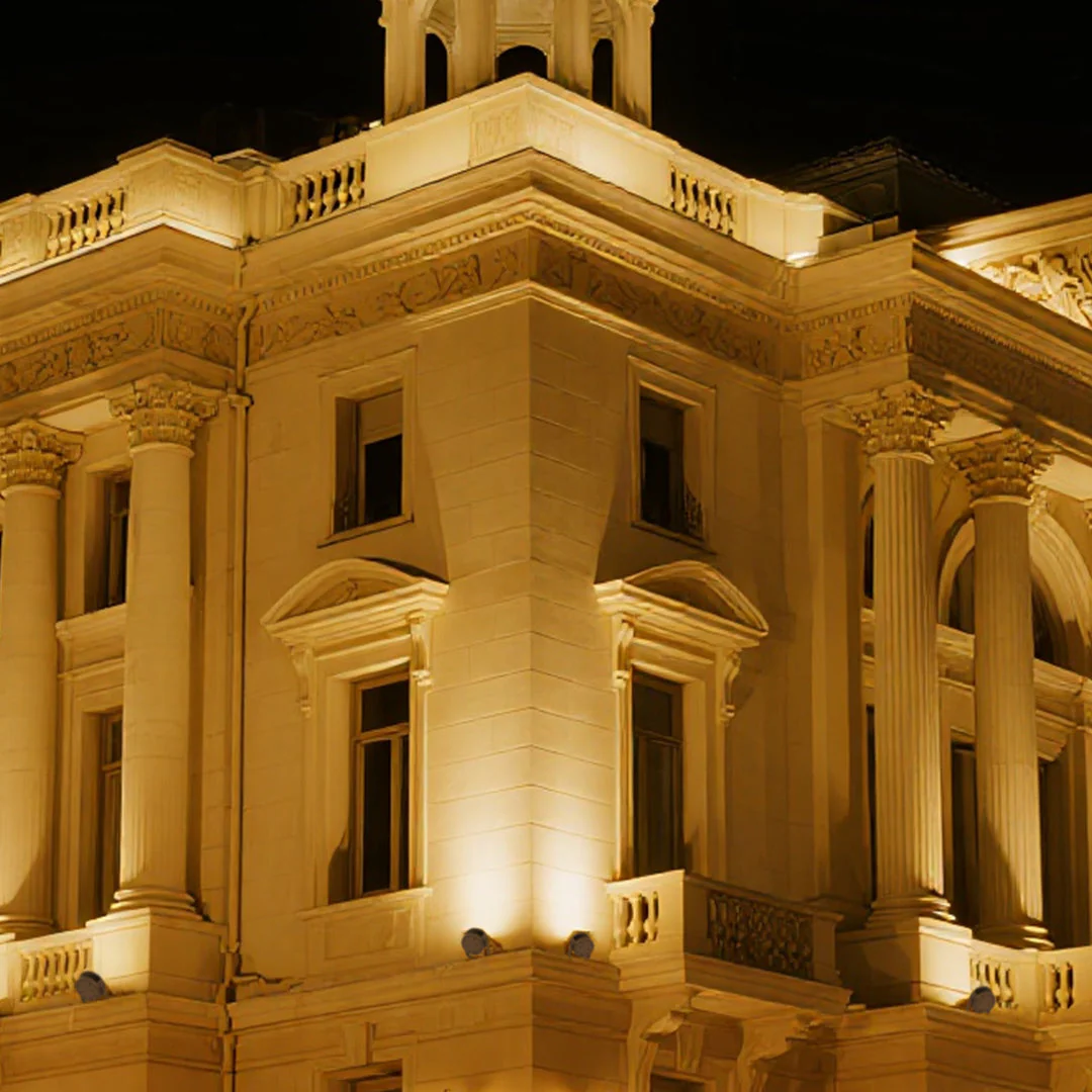 Vernon LED Circular Outdoor Spotlight - Image 6