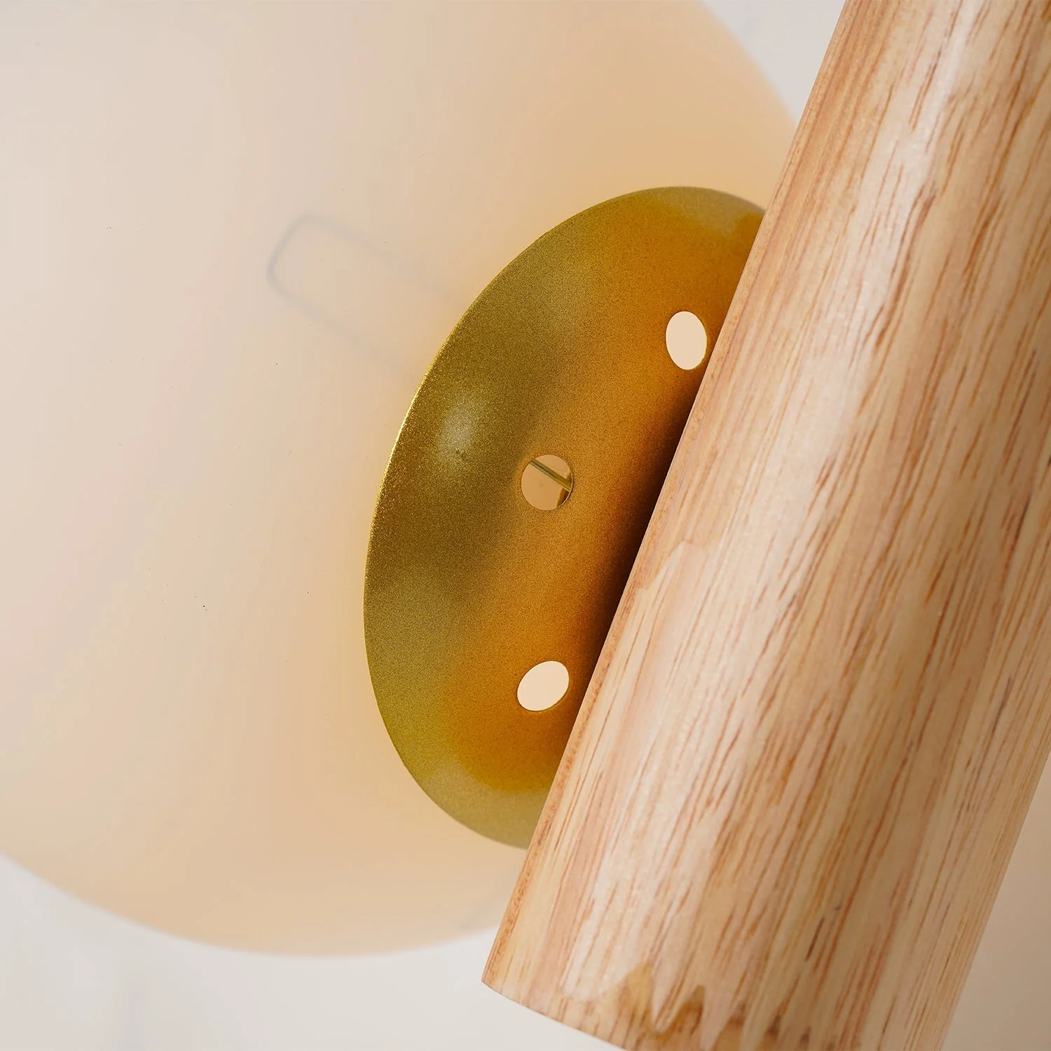 Vexorise Wood Scandinavian Wall Lamp - Image 9