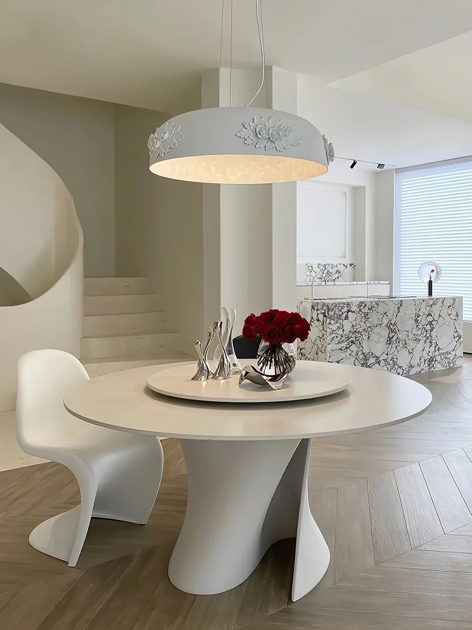 Vilaeos Minimalist Resin Wall Light - Image 55