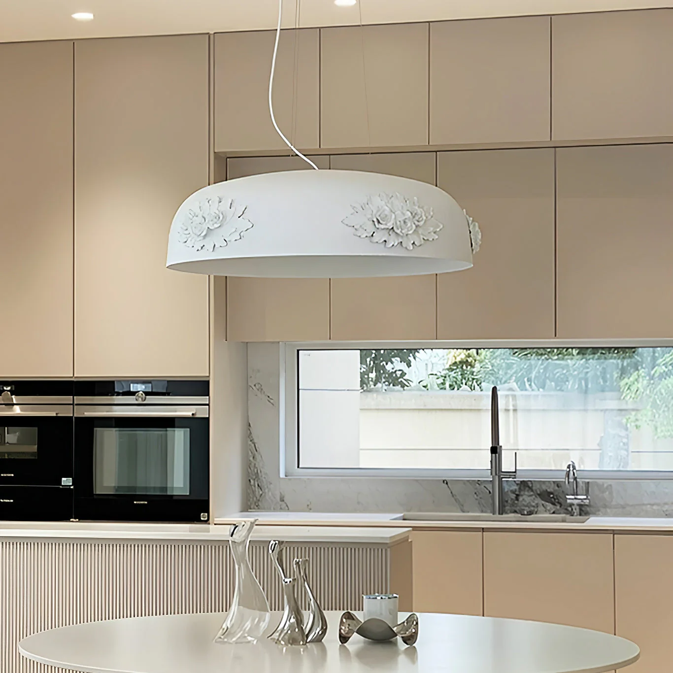 Vilaeos Minimalist Resin Wall Light - Image 66