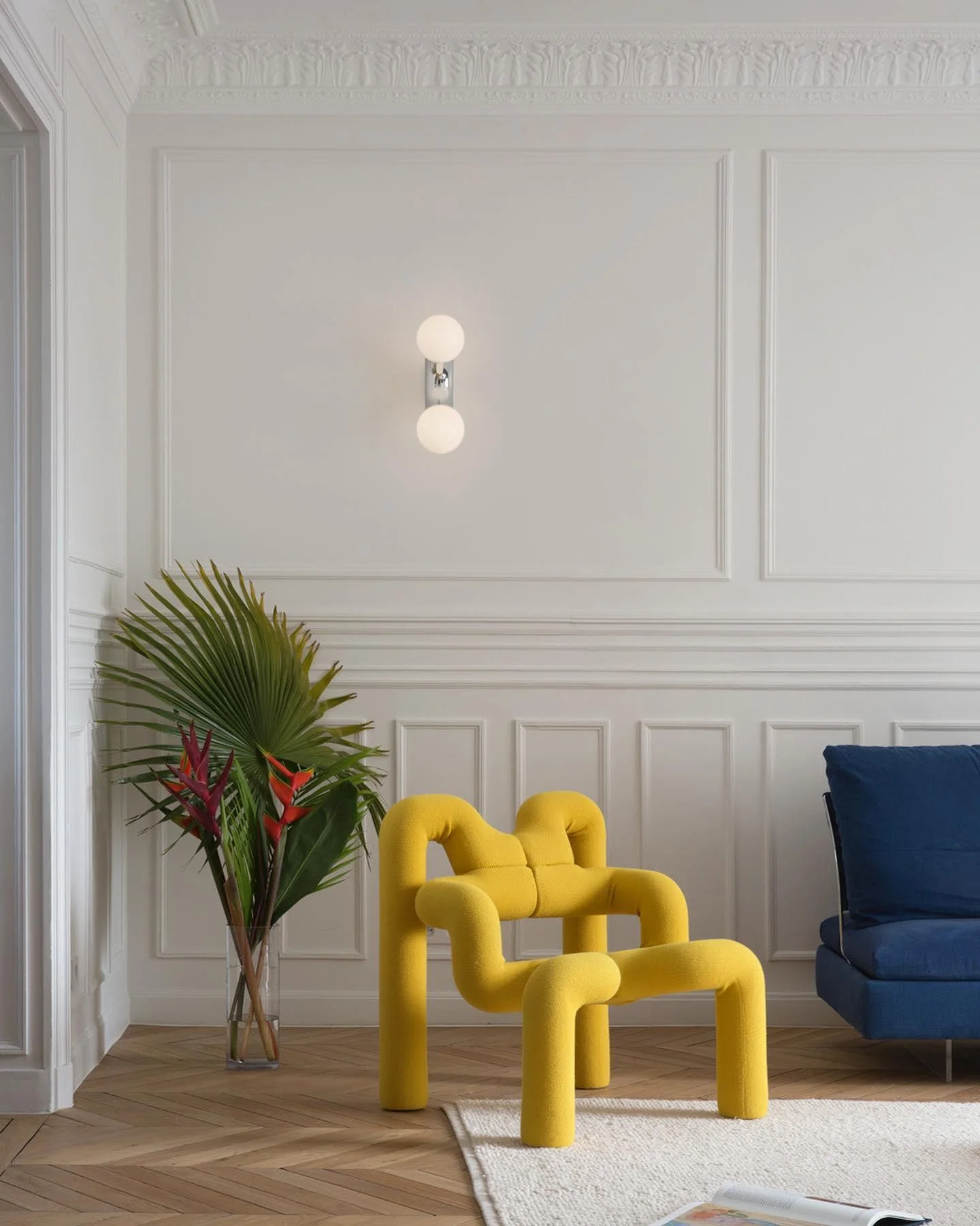 Ithaara Premium Nordic Art Glass Wall Lamp - Image 13