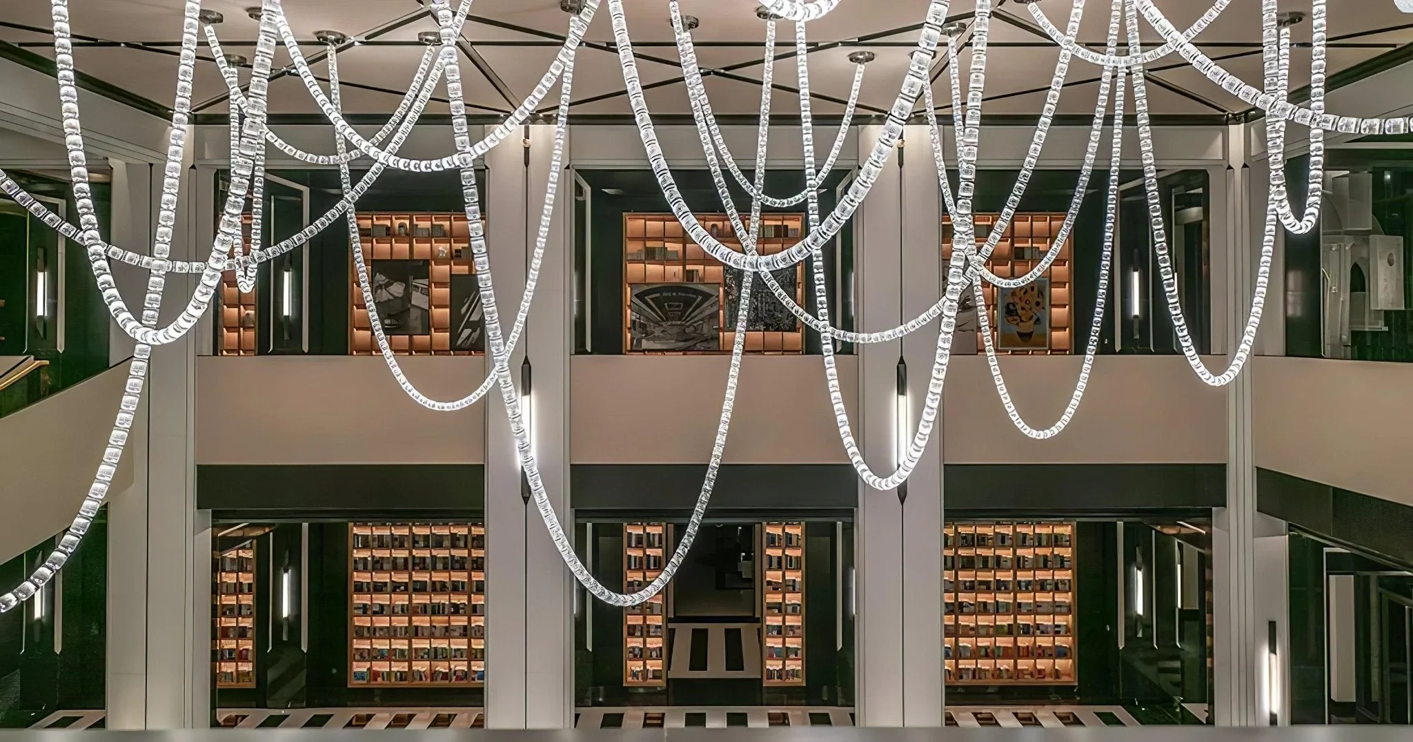 Vivaryra Modern LED Chandelier - Image 18
