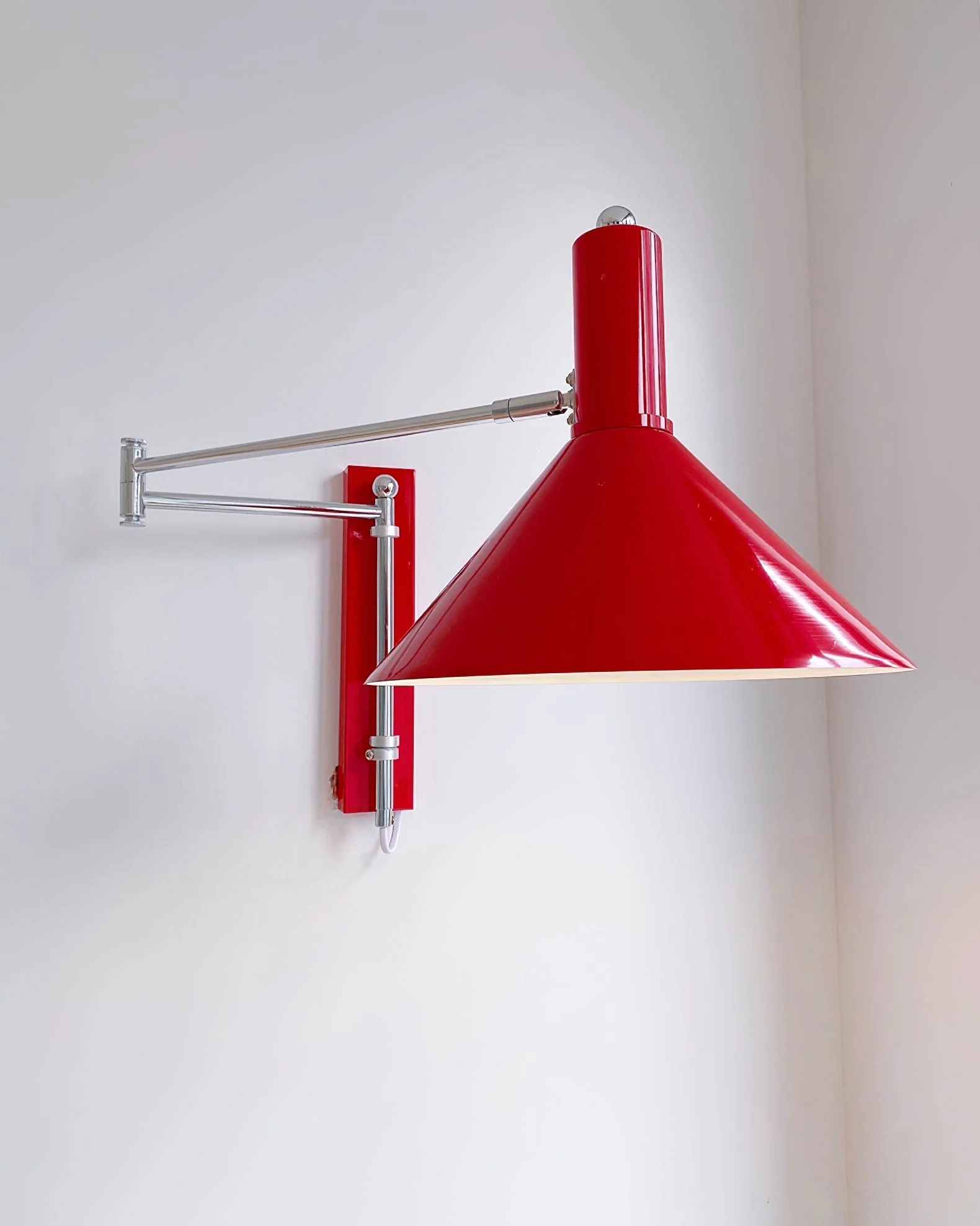 Voltige Industrial Wall Light - Image 27