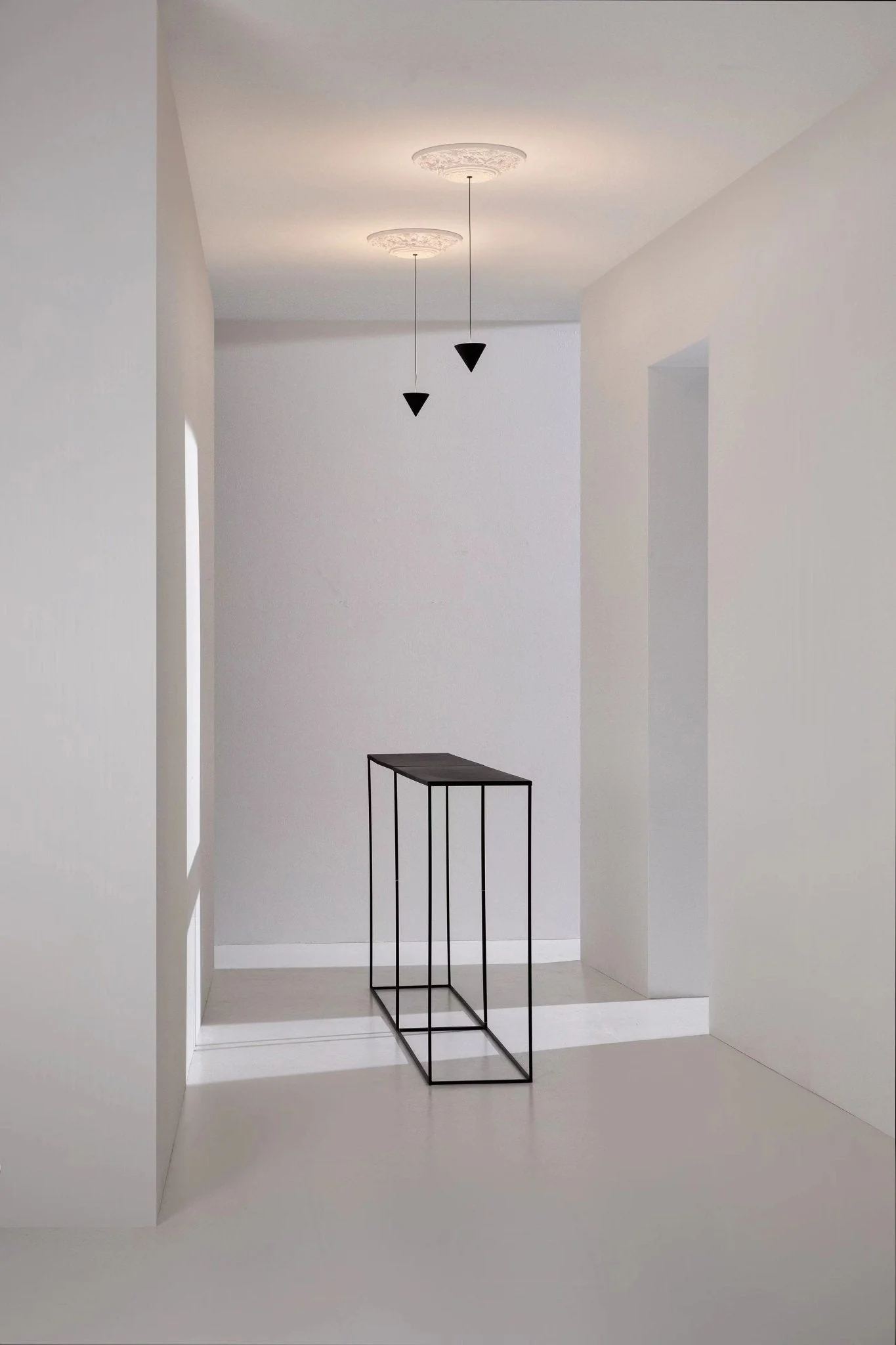 Vortex Minimalist Pendant Lamp - Image 3