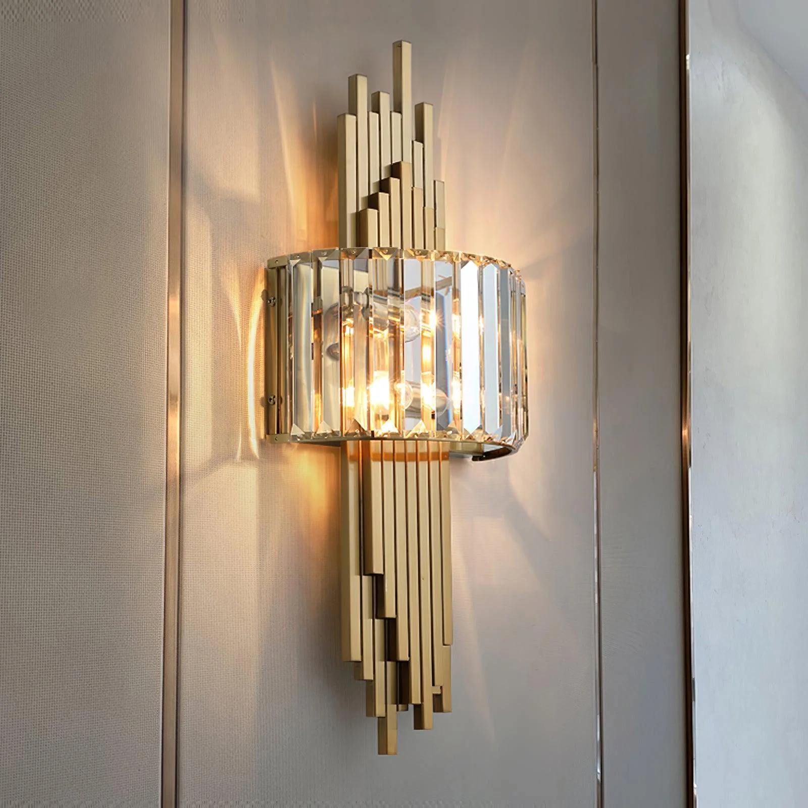 Voveliel Postmodern Luxury Crystal Glass Wall Lamp - Image 6