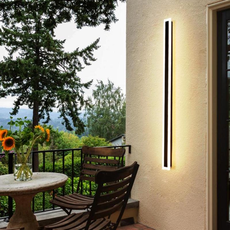 Vynn Linear Outdoor Wall Lamp - Image 7