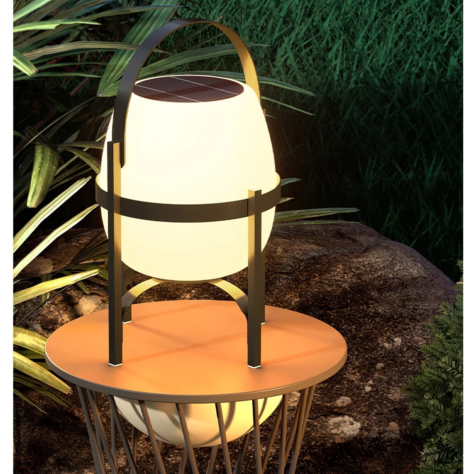 Wayne Minimalist Outdoor Light - Image 12