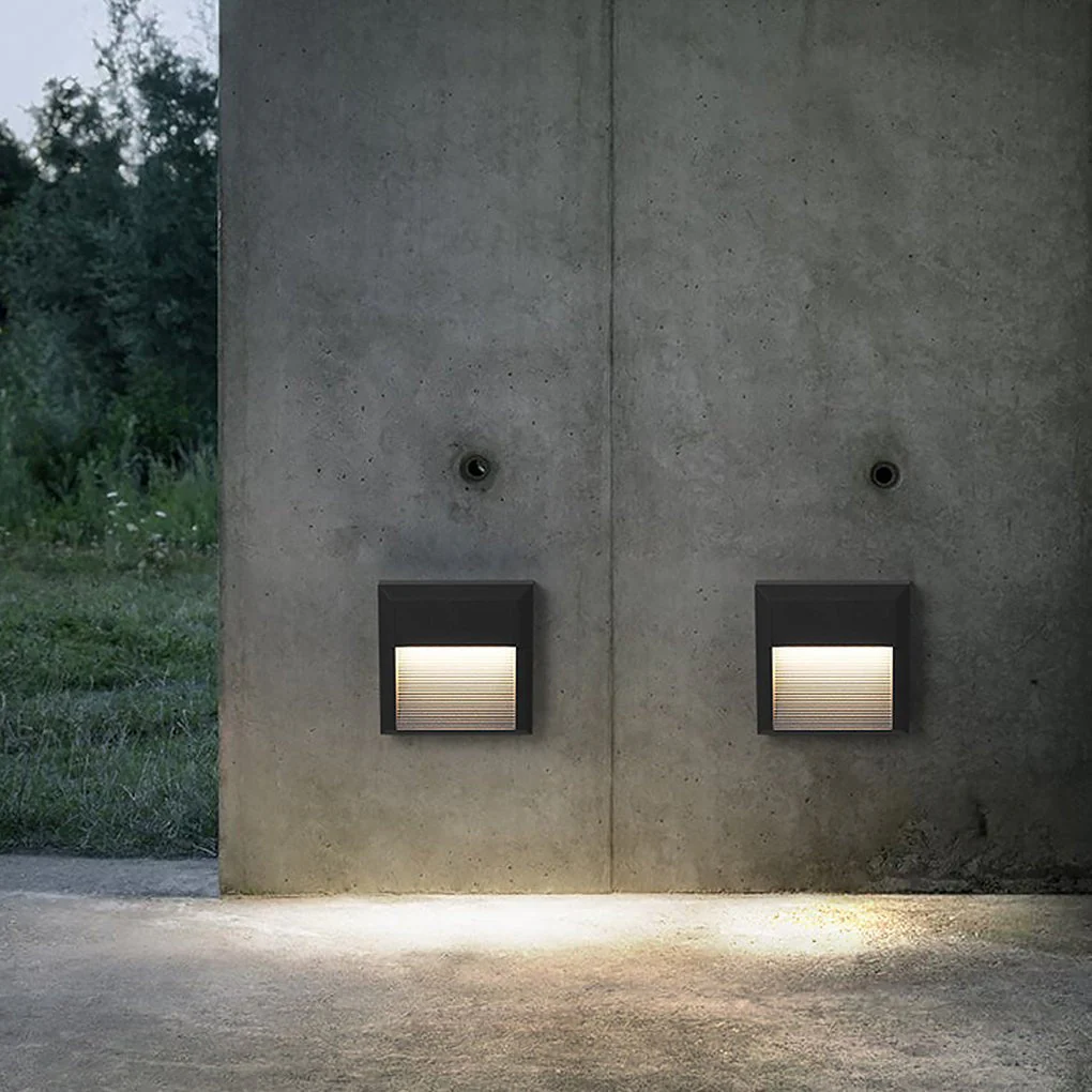 Wyan LED Corner Courtyard Outdoor Step Lights - Image 14