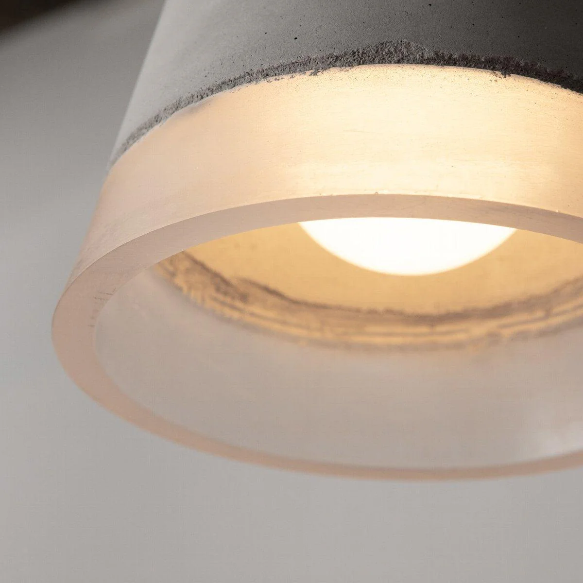 Zalora Resin Scandinavian Pendant Light - Image 8