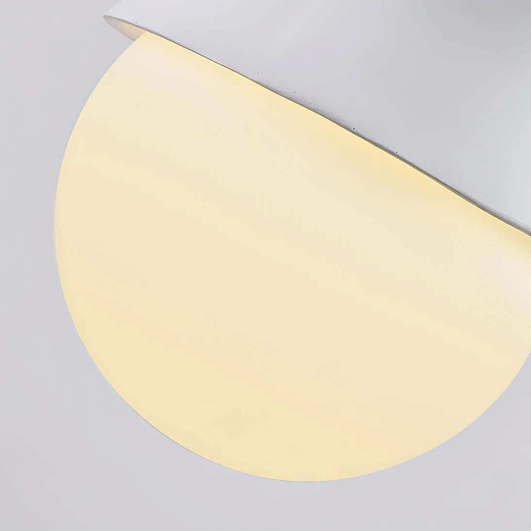 Zelireth Individual Creativity Resin Glass Pendant Lamp - Image 5