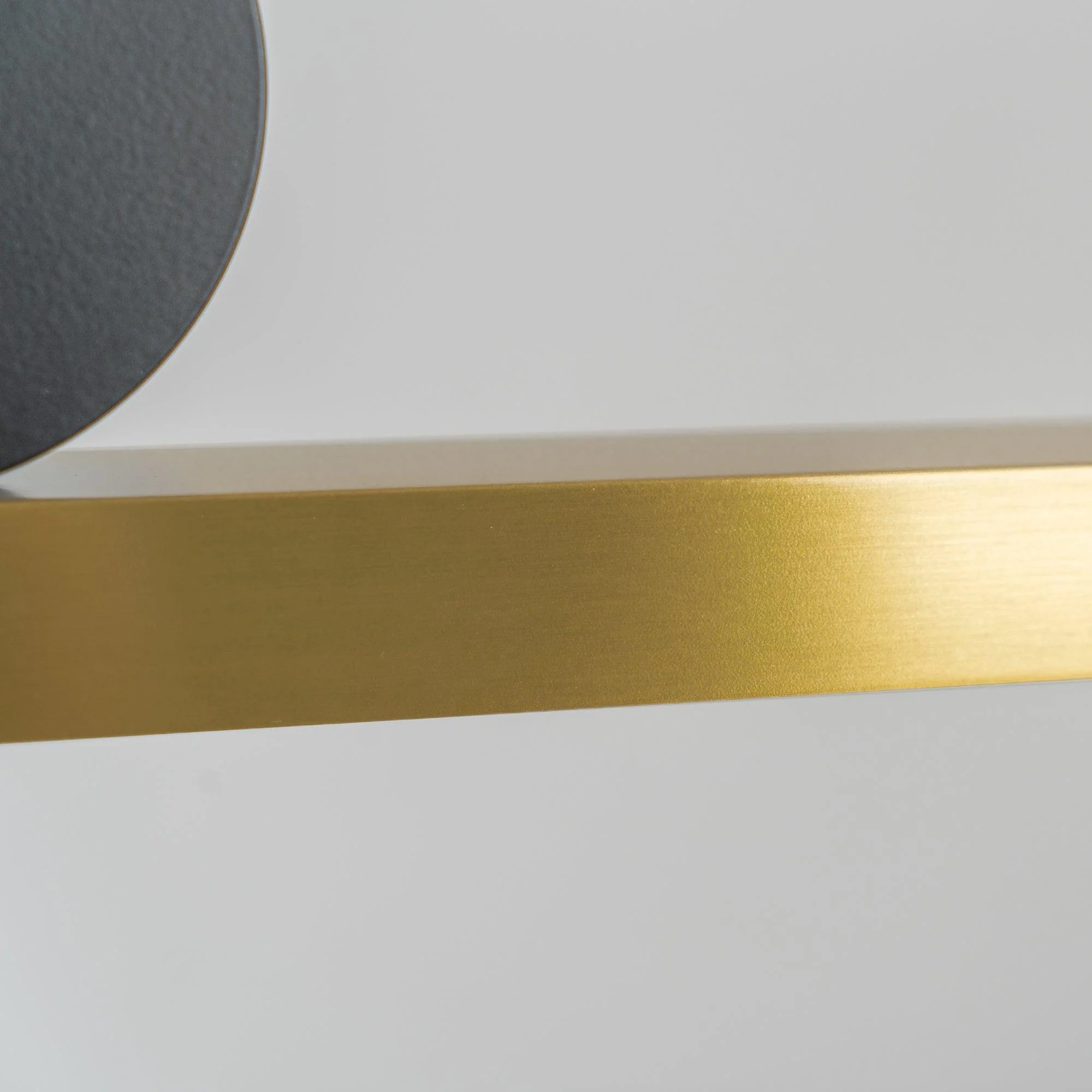 Zenite Artistic Brass Lamp - Image 15