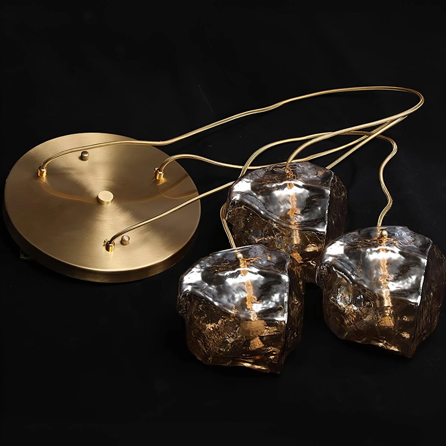 Zionis Brass Luxurious Pendant Lamp - Image 19