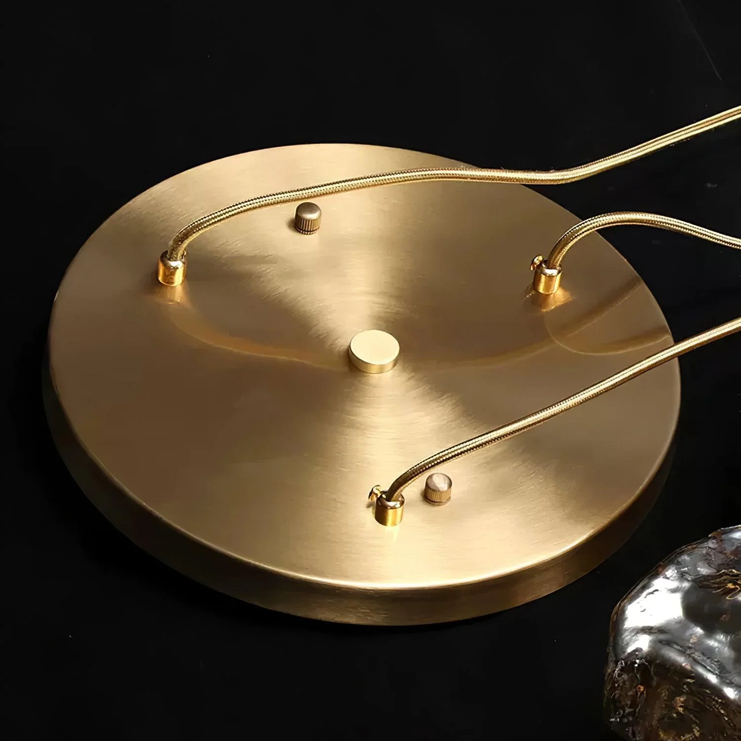 Zionis Brass Luxurious Pendant Lamp - Image 20
