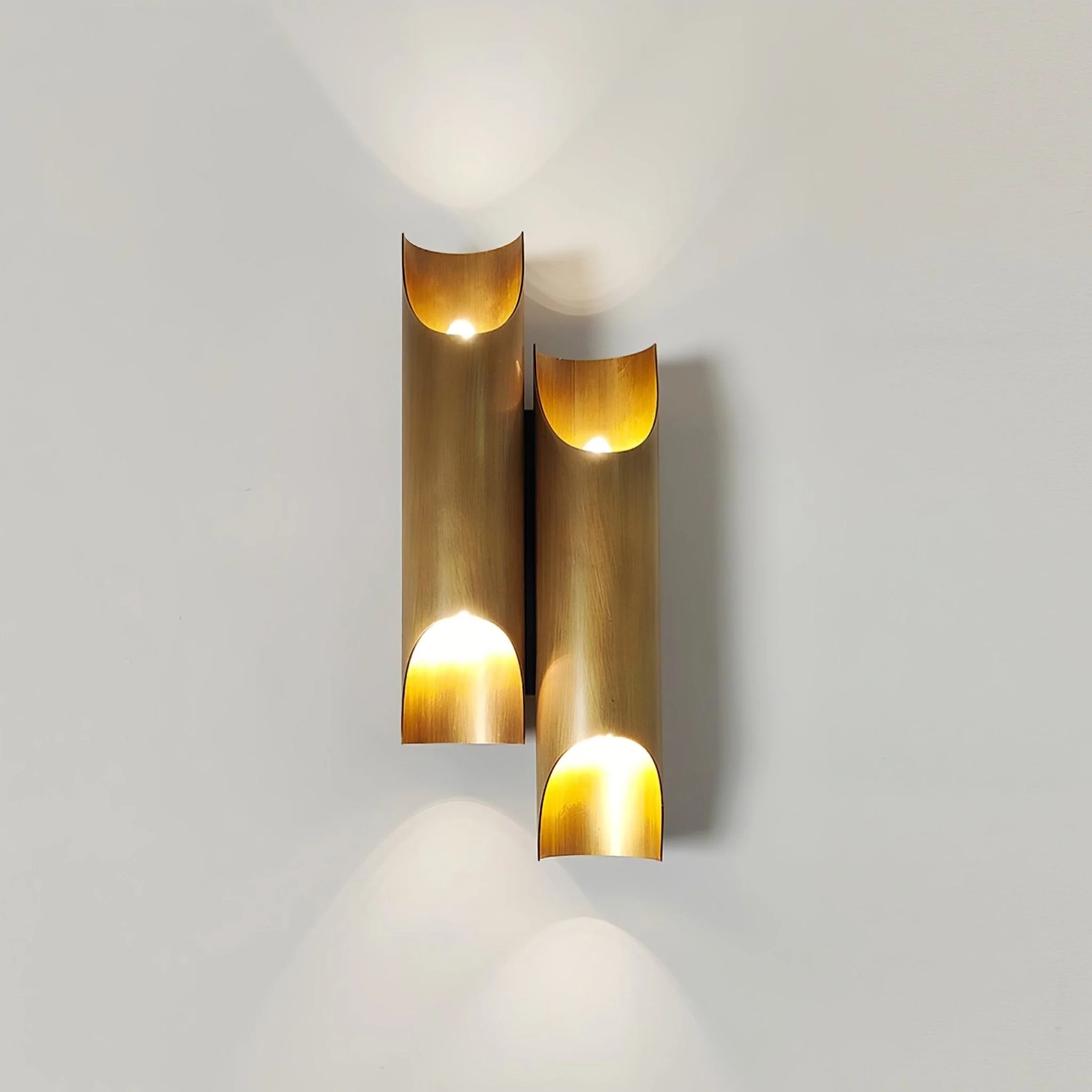 Zodoran Traditional Brass Wall Lamp - Image 12