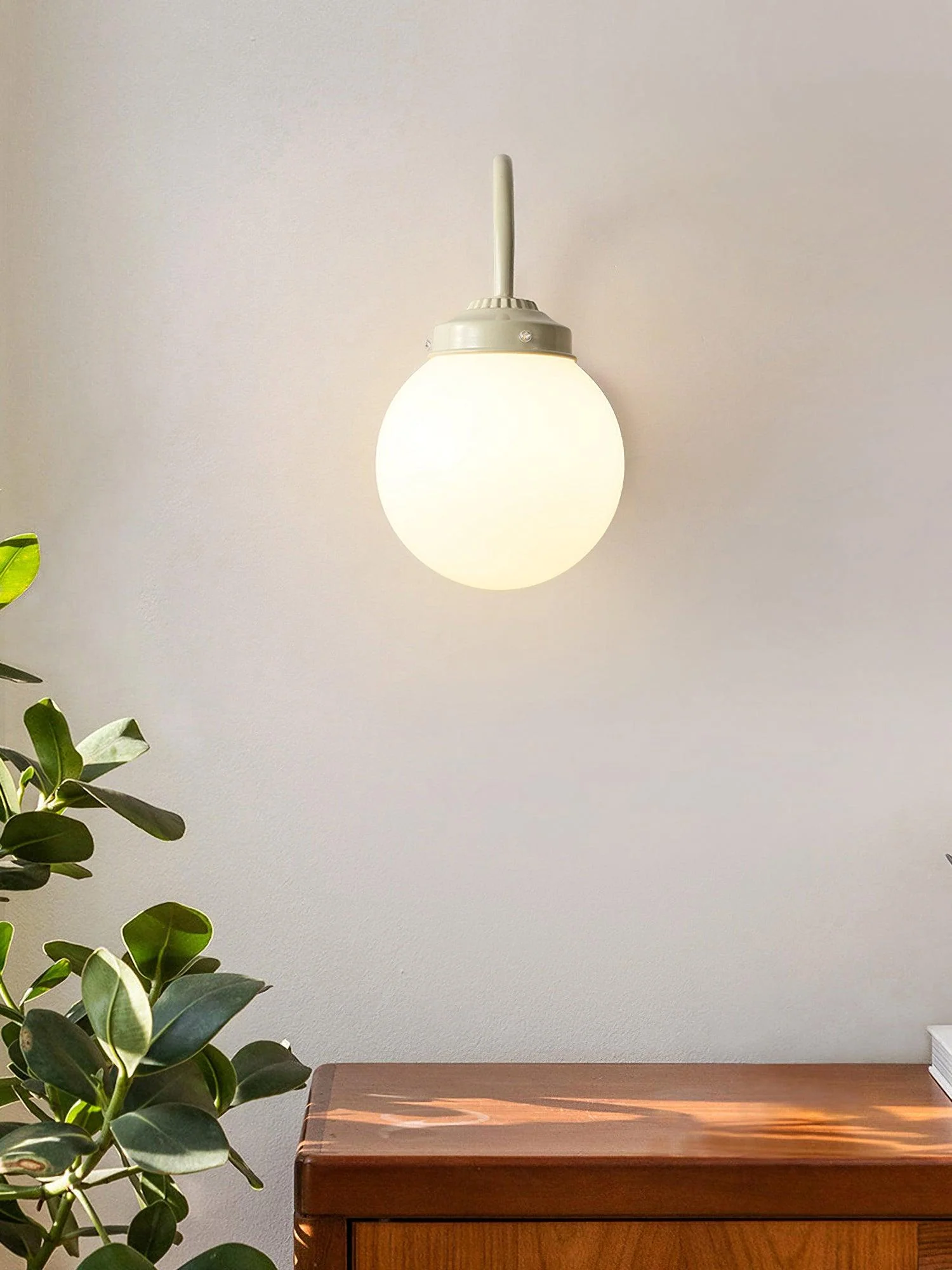 Zomareth Orb Surface Glass Wall Lamp - Image 3